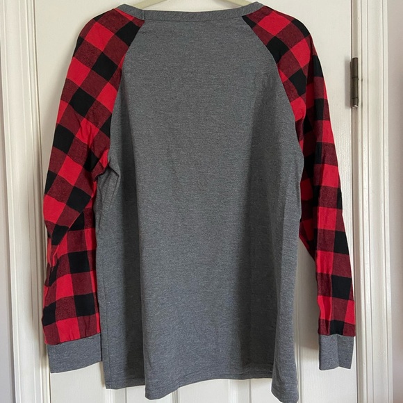 Shein holiday long sleeve shirt - Picture 2 of 4